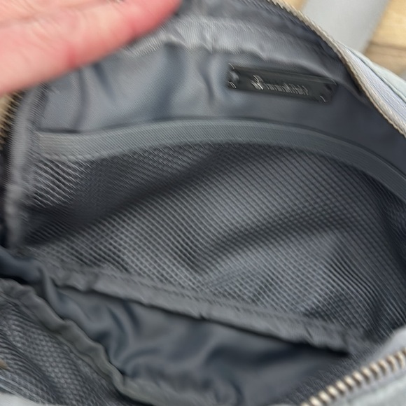 lululemon athletica Lululemon Everywhere Bag Silver Drop - Picture 9 of 10